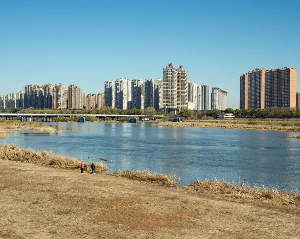 嘉宾接待与场地考察报告撰写：提升商务活动品质的关键环节
